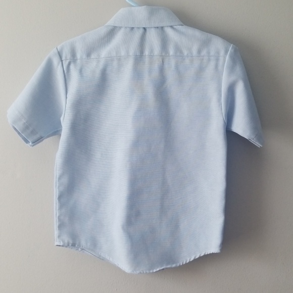 Boys 3T Button Down - Picture 3 of 3